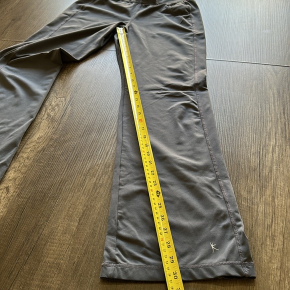 Daskin NOW| YOGA PANTS - Picture 9 of 12